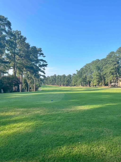 The Green Tee Suite Pinehurst Ngoại thất bức ảnh